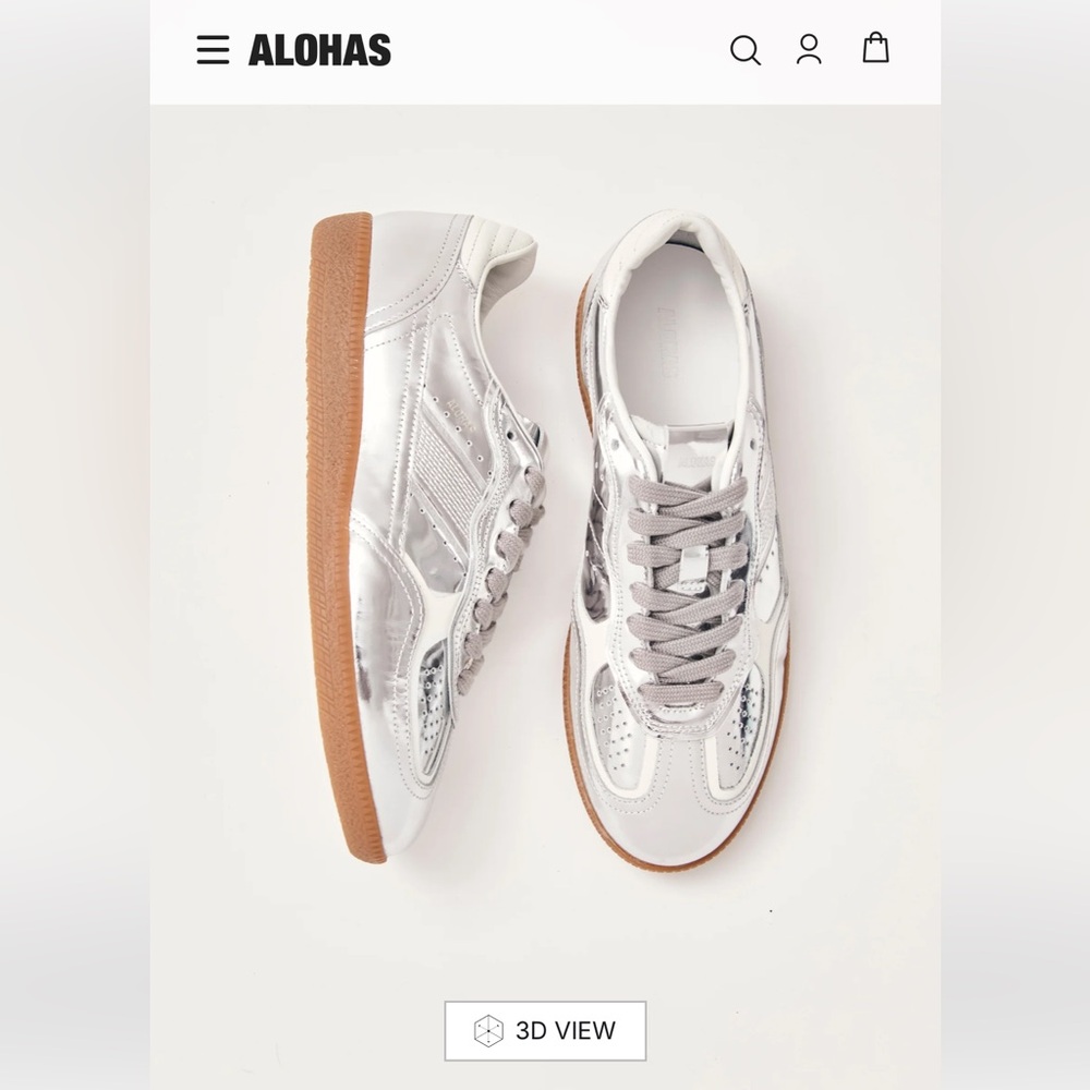Aloha brand silver metallic Rife Shimmer Silver Cream leather sneakers NIB